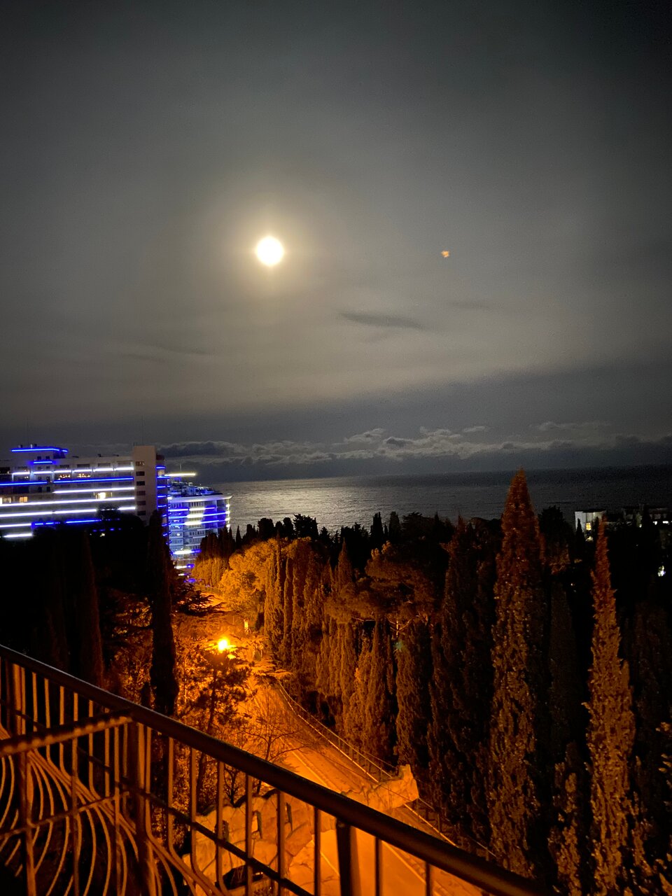 Гостиница Атлантида Ялта-48