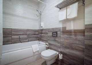 Гостиница Атлантида Ялта Стандарт с видом на море-4