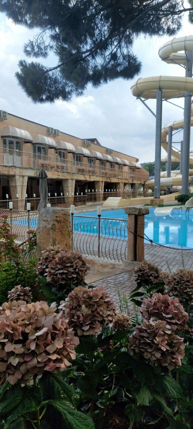 Гостиница Атлантида Ялта-69