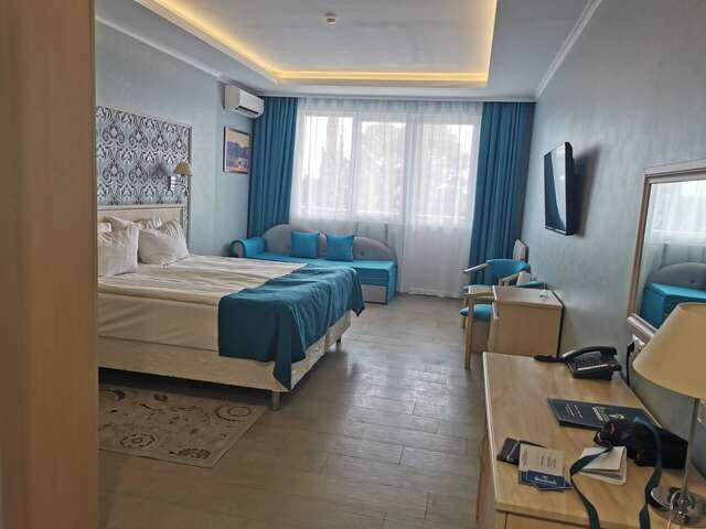 Гостиница Атлантида Ялта-18